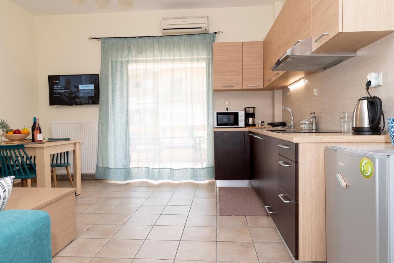 Plumi City Apartments Chania  Exteriör bild