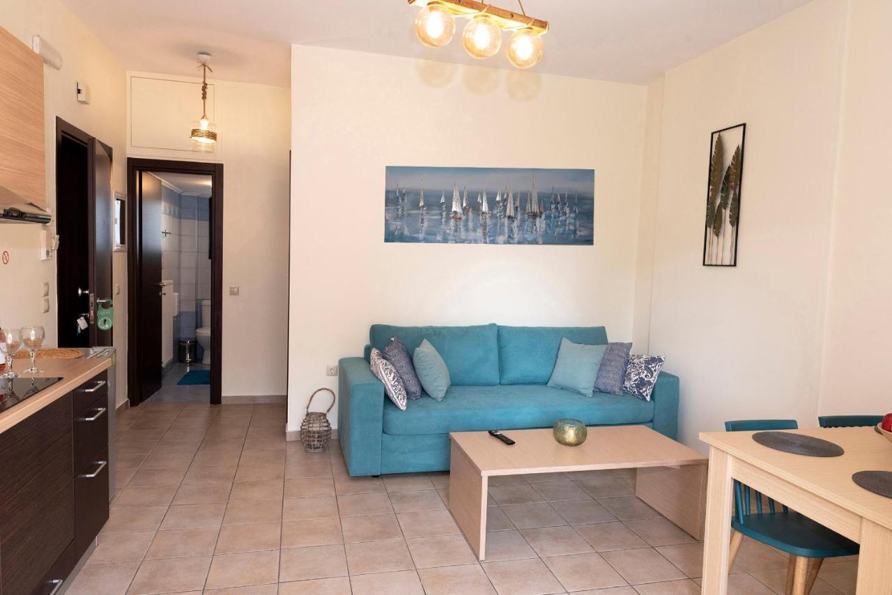 Plumi City Apartments Chania  Exteriör bild