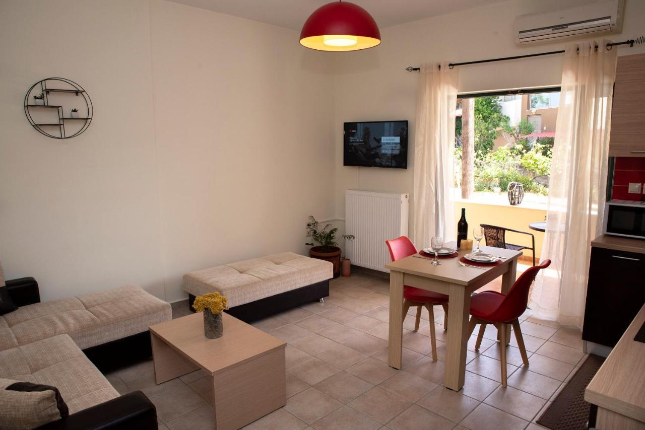 Plumi City Apartments Chania  Exteriör bild