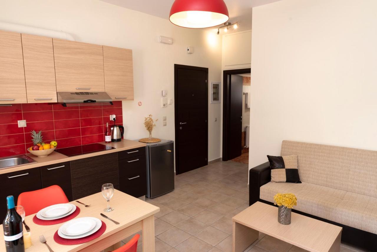 Plumi City Apartments Chania  Exteriör bild