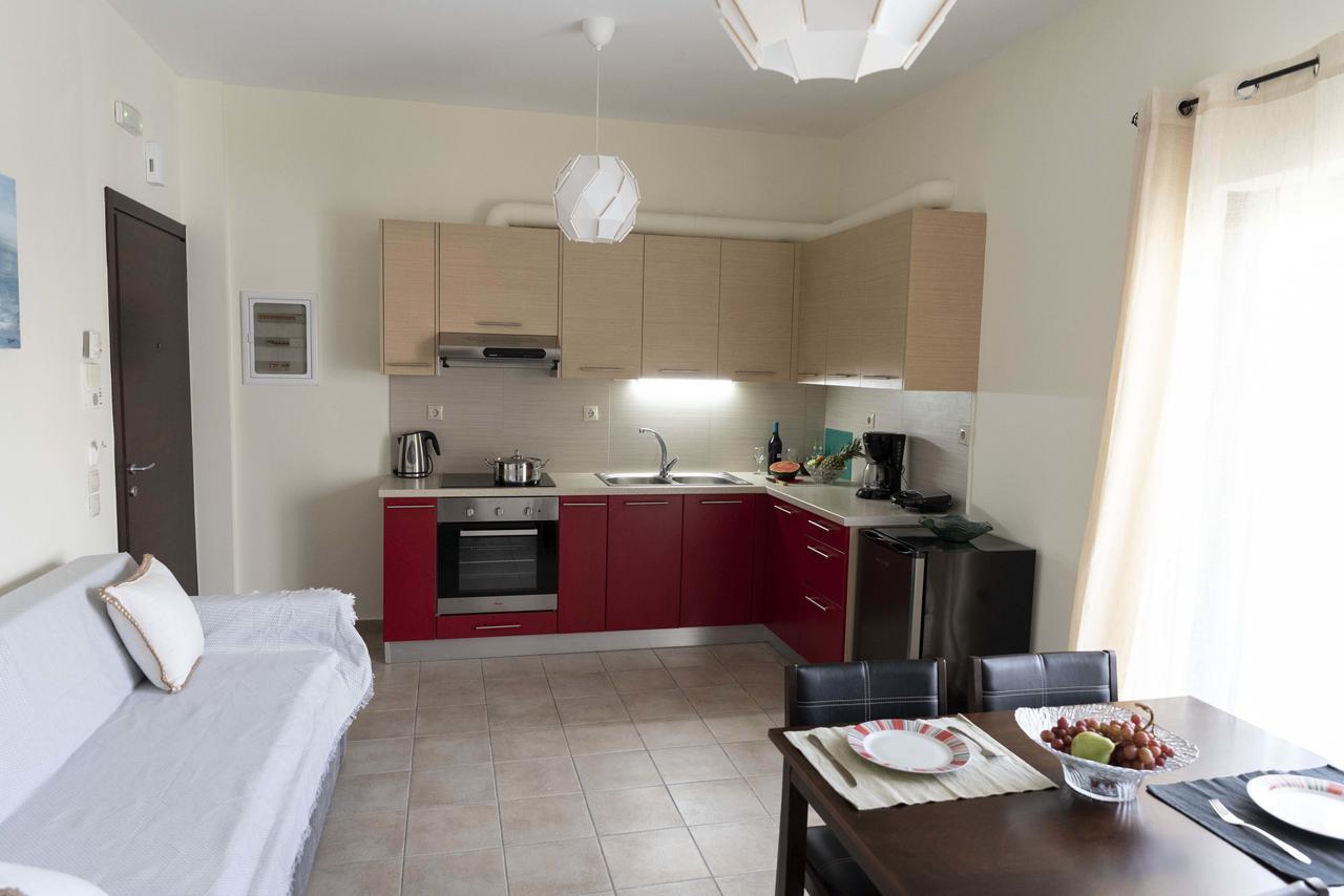 Plumi City Apartments Chania  Exteriör bild