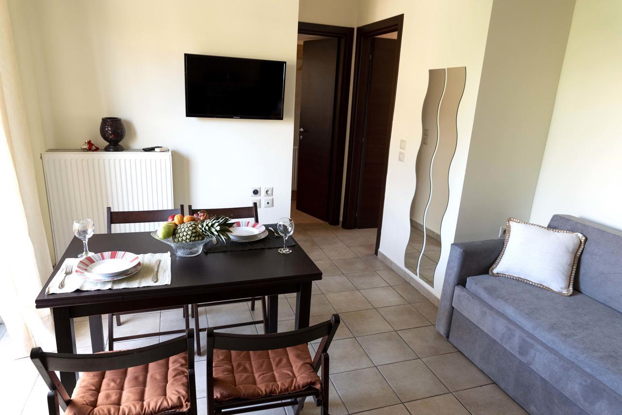 Plumi City Apartments Chania  Exteriör bild